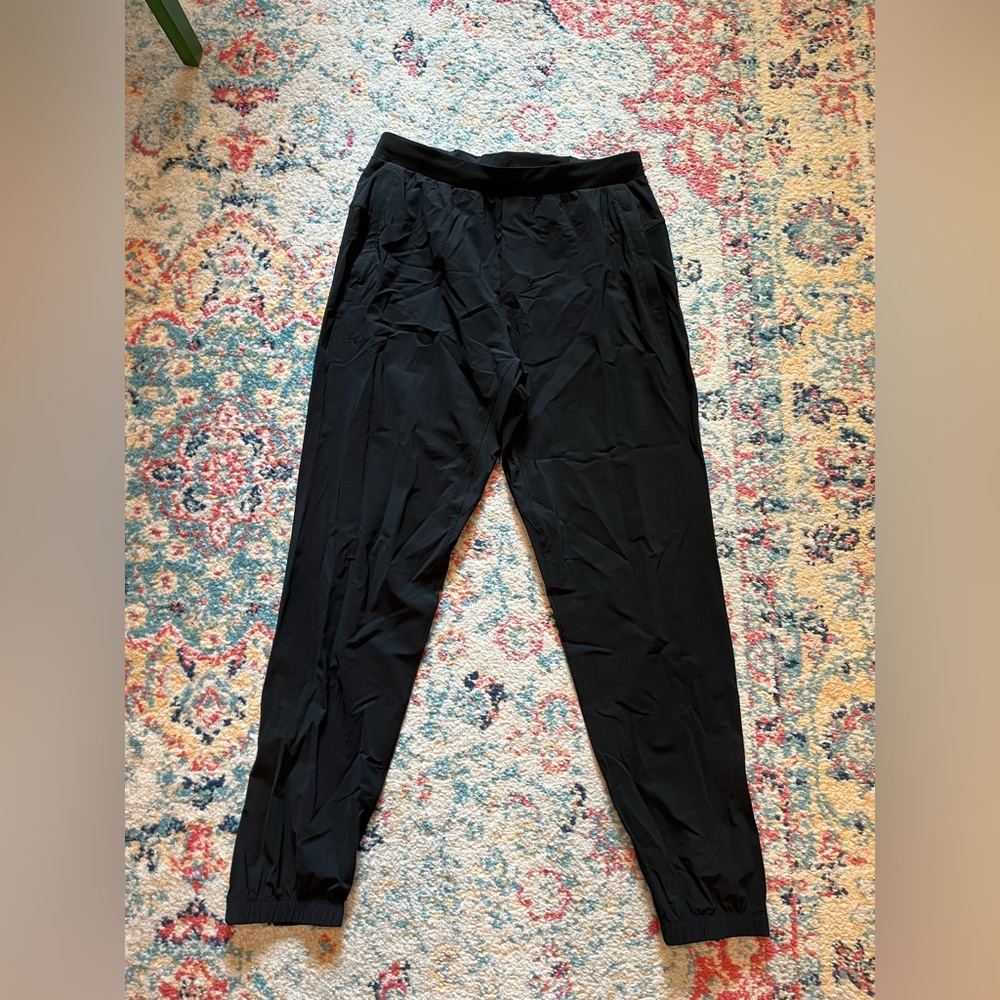 Lululemon surge higher pants